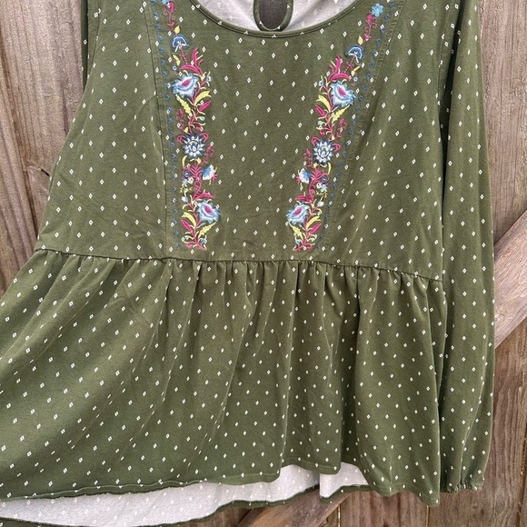 Matilda Jane Green Pin Dot Through Generations Bubble Sleeve Jersey Knit Blouse - Picture 6 of 8